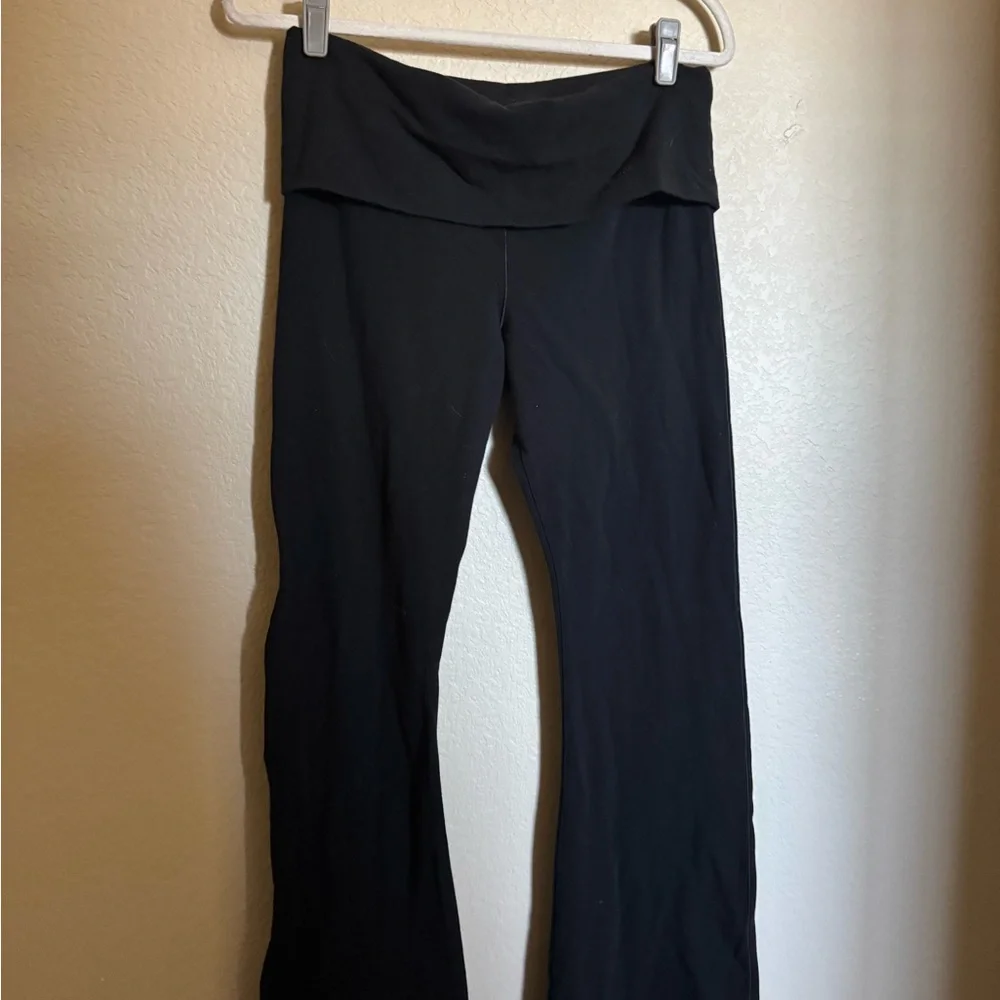 PINK‎ Victoria's Secret Rhinestone Embezzled Fold Over Flare Leggings Sz L Black